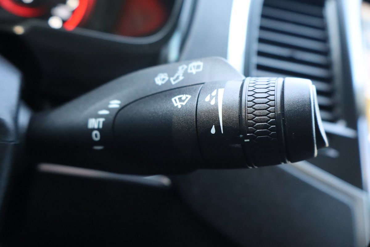 Used 2020 Volvo XC90 T5 Momentum AWD/4WD image 35