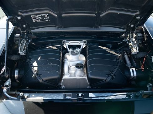 Used 2021 Lamborghini Huracan EVO image 28