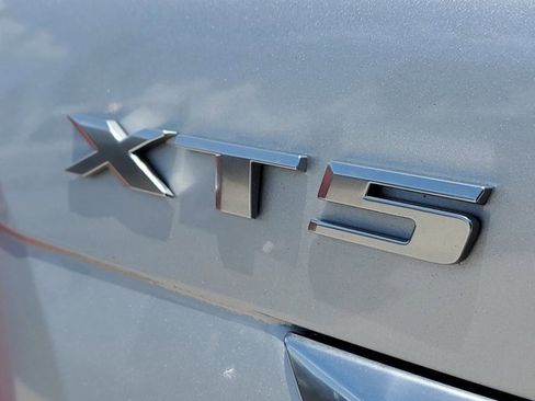 Used 2018 Cadillac XT5 Premium Luxury image 11