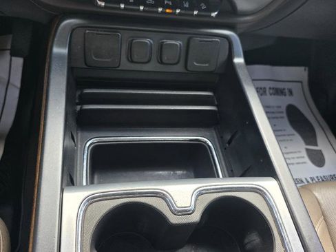 Used 2015 GMC Sierra 1500 SLT w/ SLT Crew Cab Value Package image 16