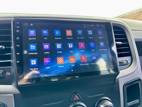 Used 2019 RAM 1500 Express w/ Express Value Package AWD/4WD image 10