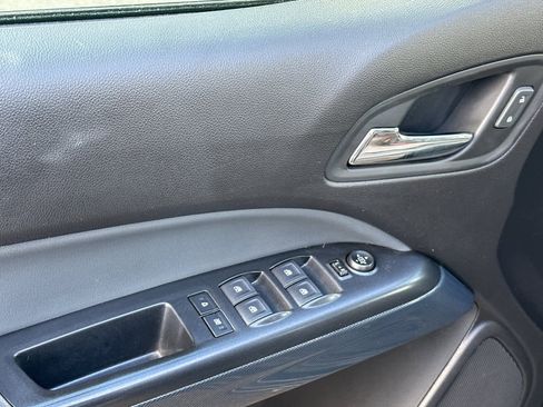 Used 2019 Chevrolet Colorado Z71 image 13