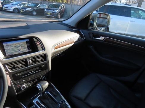 Used 2017 Audi Q5 2.0T Premium image 22