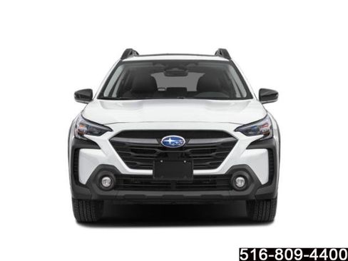 Used 2025 Subaru Outback Premium image 8