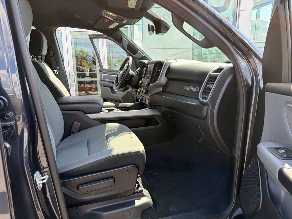 Used 2021 RAM 1500 Big Horn AWD/4WD image 36