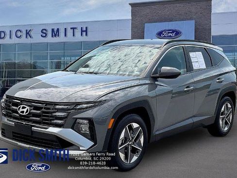 Used 2025 Hyundai Tucson SEL FWD image 1