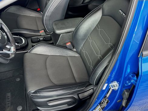 Used 2023 Kia Forte GT-Line w/ GT-Line Technology Package FWD image 19