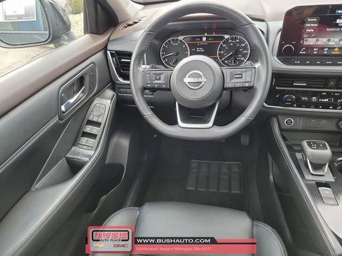 Used 2022 Nissan Rogue SL w/ SL Premium Package image 9