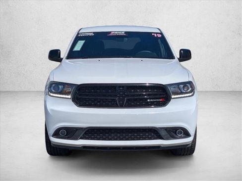 Used 2019 Dodge Durango SXT image 2