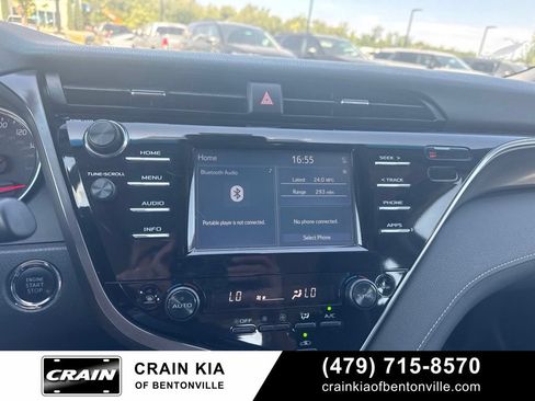 Used 2018 Toyota Camry XSE FWD image 18