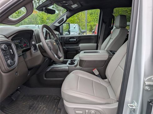 Used 2020 Chevrolet Silverado 2500 LTZ w/ Technology Package AWD/4WD image 14