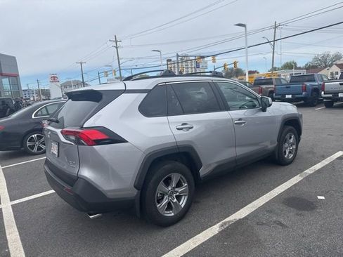 Used 2025 Toyota RAV4 XLE w/ Convenience Package AWD/4WD image 3