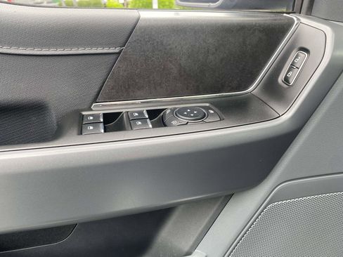 Used 2025 Ford F150 XLT w/ Equipment Group 301A Standard AWD/4WD image 17