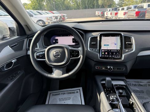 Used 2023 Volvo XC90 B5 Core AWD/4WD image 24