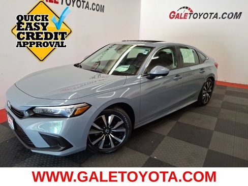 Used 2024 Honda Civic EX image 1
