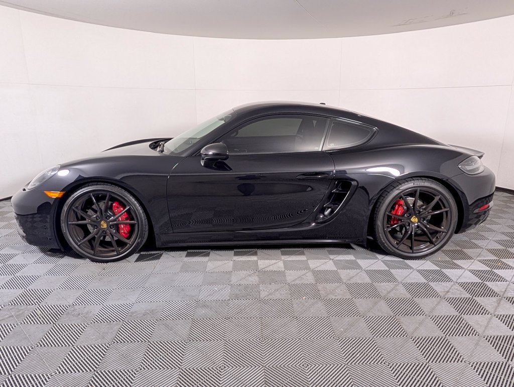 Certified 2025 Porsche 718 Cayman S RWD image 2