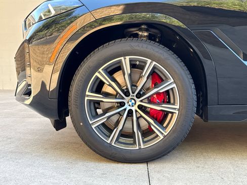 New 2026 BMW X6 M60i w/ Executive Package image 6