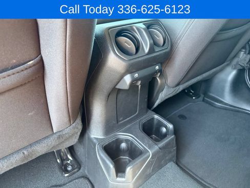 Used 2022 Jeep Wrangler Unlimited Sport AWD/4WD image 22