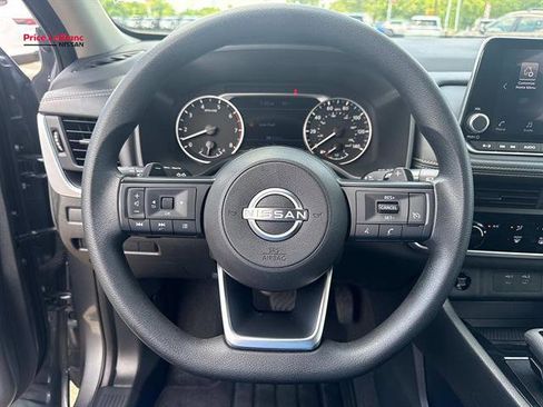 Used 2024 Nissan Rogue S FWD image 21