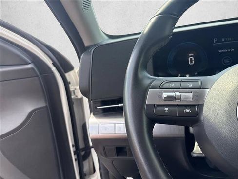 Used 2026 Hyundai Kona SEL Sport FWD image 18
