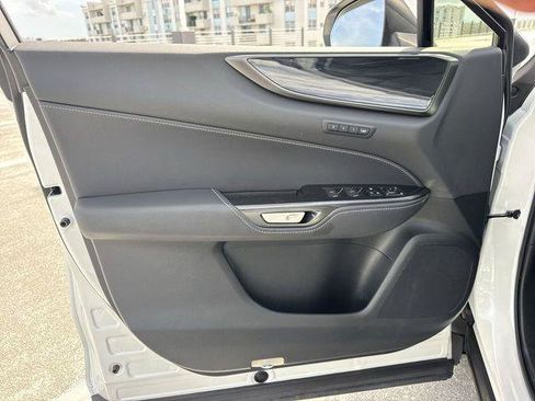 Certified 2025 Lexus NX 250 FWD w/ Towing Package (2000 Lbs) image 13