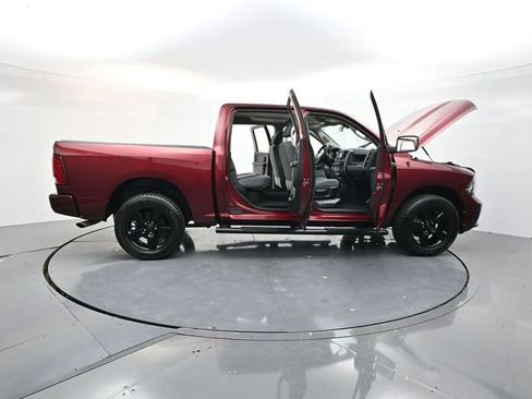 Used 2018 RAM 1500 Express w/ Express Value Package image 45