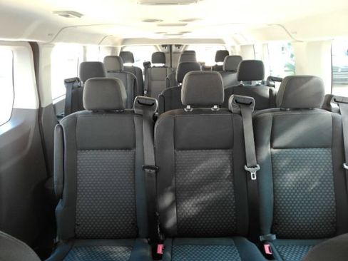 Used 2022 Ford Transit 350 XLT image 7