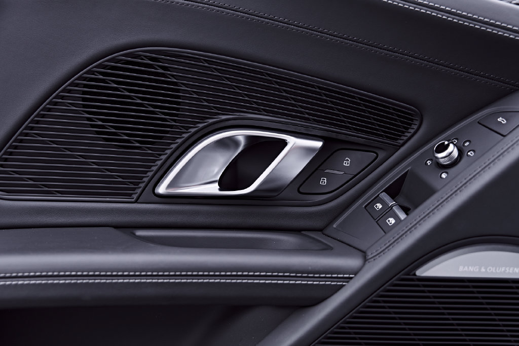 Used 2022 Audi R8 V10 performance w/ Carbon Exterior Package RWD image 52