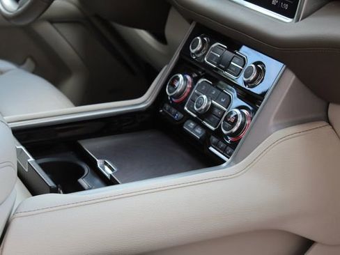 Used 2021 GMC Yukon Denali w/ Denali Ultimate Package image 27