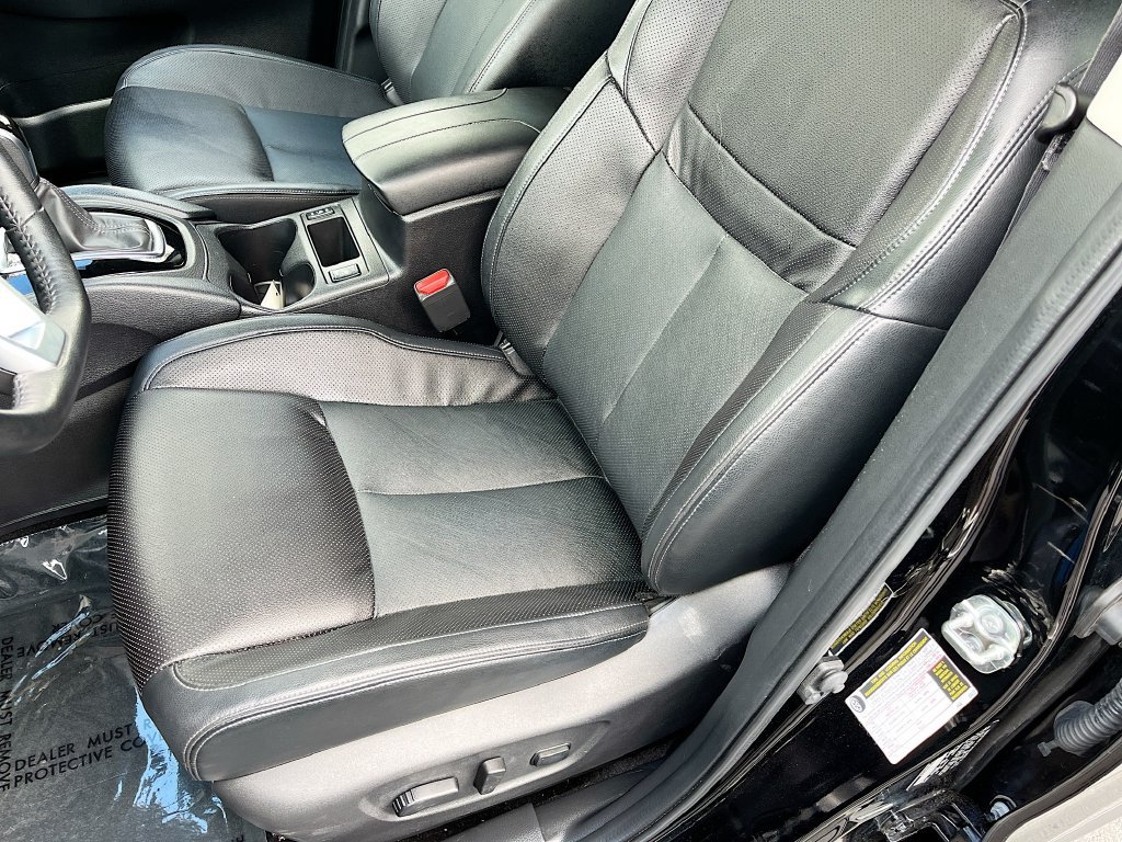 Used 2022 Nissan Rogue Sport SL AWD/4WD image 19