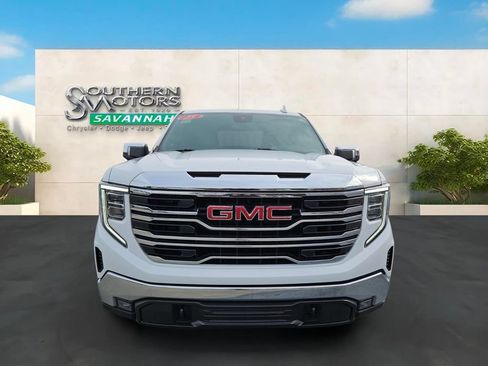 Used 2025 GMC Sierra 1500 SLT AWD/4WD image 8