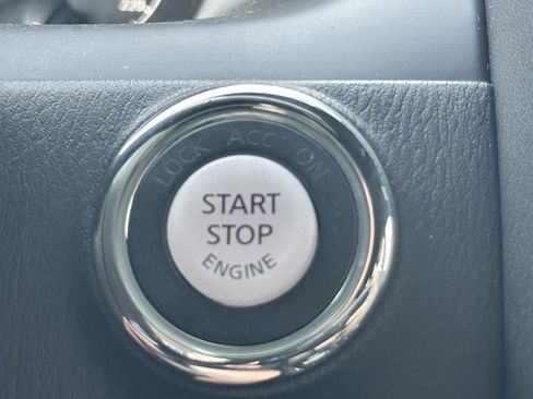 Used 2024 Nissan Armada Platinum w/ Captain's Chairs Package image 19