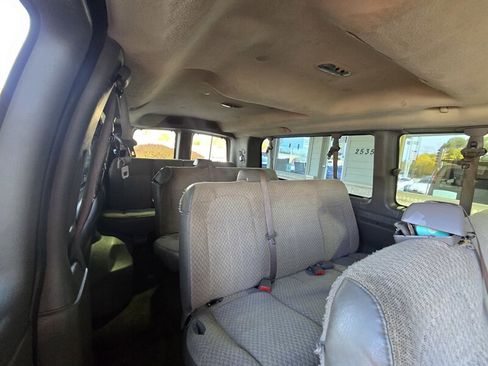 Used 2009 Chevrolet Express 3500 LS w/ LT Preferred Equipment Group image 24