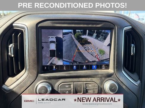 Used 2022 GMC Sierra 2500 AT4 w/ AT4 Preferred Package AWD/4WD image 22