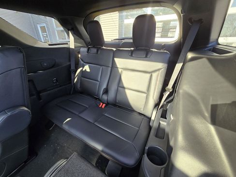 New 2026 Ford Explorer ST-Line w/ ST-Line Street Pack AWD/4WD image 15