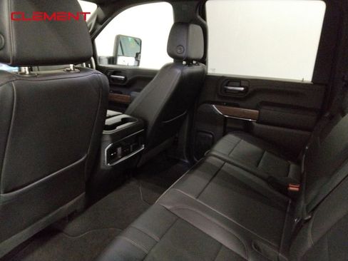 Used 2022 Chevrolet Silverado 2500 High Country w/ Safety Package II image 34