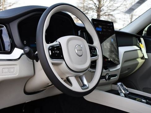 New 2026 Volvo XC60 T8 Ultra w/ Protection Package Premier image 12