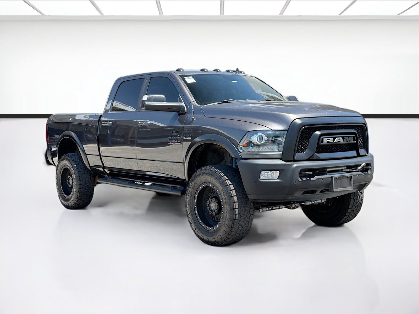 Used 2018 RAM 2500 Power Wagon AWD/4WD image 3