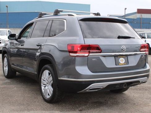 Used 2018 Volkswagen Atlas SEL Premium AWD/4WD image 3