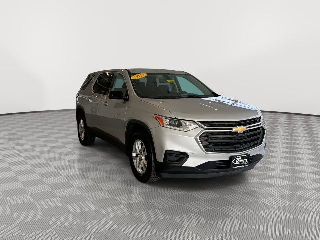 Used 2019 Chevrolet Traverse LS w/ LPO, Floor Liner Package FWD image 2