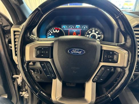 Used 2018 Ford F150 Platinum w/ FX4 Off-Road Package image 26