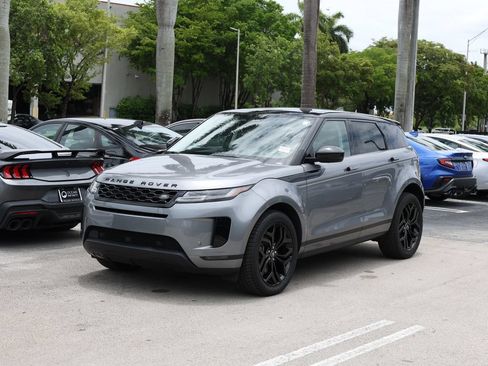 Used 2023 Land Rover Range Rover Evoque SE AWD/4WD image 1