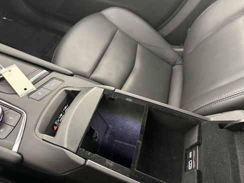 Used 2025 Cadillac XT6 Premium Luxury image 27