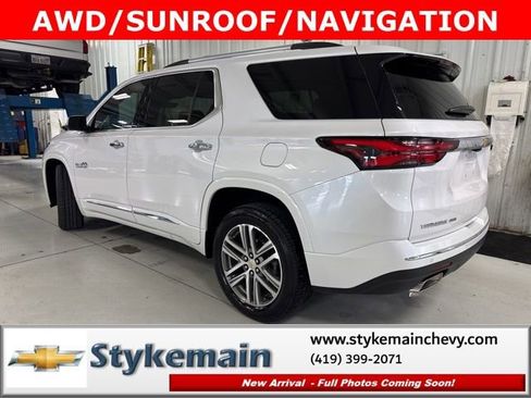 Used 2023 Chevrolet Traverse High Country w/ LPO, Floor Liner Package image 7