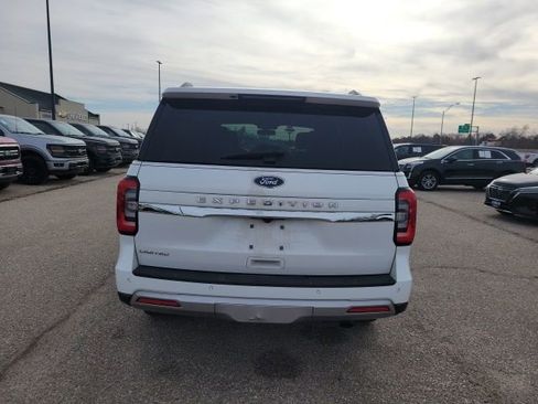Used 2024 Ford Expedition Limited image 24