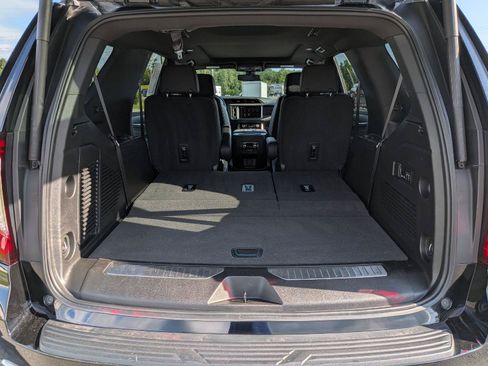Used 2022 GMC Yukon Denali AWD/4WD image 10