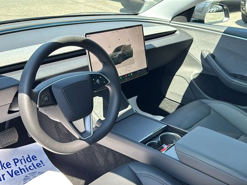 Used 2025 Tesla Model 3 Long Range RWD image 15