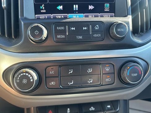 Used 2015 Chevrolet Colorado LT image 17