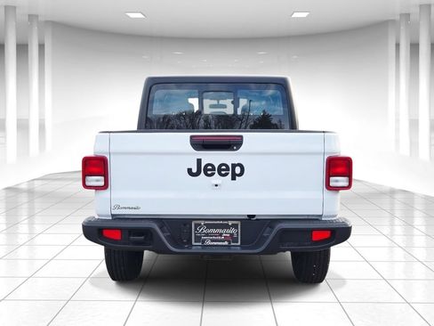 New 2026 Jeep Gladiator Sport image 4