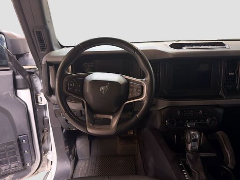 Used 2023 Ford Bronco Big Bend w/ Sasquatch Package AWD/4WD image 22